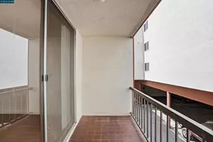 250 Whitmore St, Oakland, CA 94611 - Photo 21