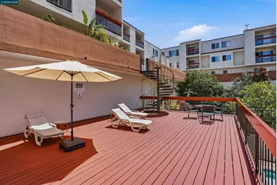 250 Whitmore St #106, Oakland, CA 94611 - Photo 31