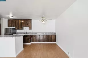 250 Whitmore St, Oakland, CA 94611 - Photo 9
