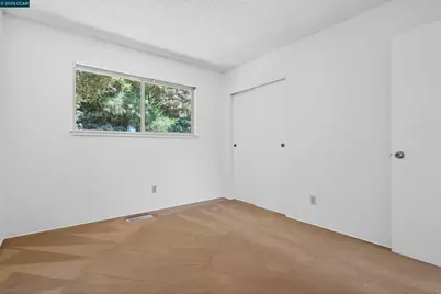 2081 Hoke Dr, Pinole, CA 94564 - Photo 43