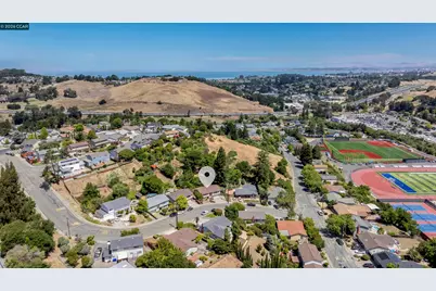2081 Hoke Dr, Pinole, CA 94564 - Photo 59