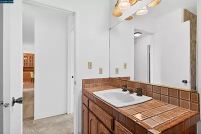2081 Hoke Dr, Pinole, CA 94564 - Photo 41