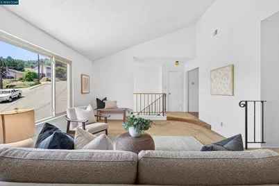 2081 Hoke Dr, Pinole, CA 94564 - Photo 11