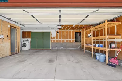 2081 Hoke Dr, Pinole, CA 94564 - Photo 45