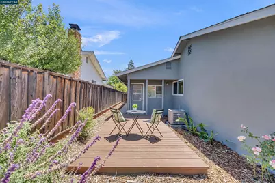 3573 Falcon Drive, Concord, CA 94520 - Photo 33
