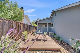 3573 Falcon Dr, Concord, CA 94520 - Photo 33