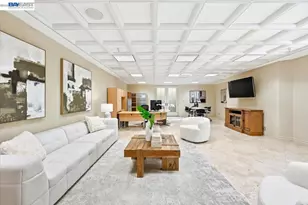 13388 Surrey Ln, Saratoga, CA 95070 - Photo 65