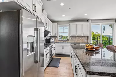 4201 Sunset View Dr, Dublin, CA 94568 - Photo 9