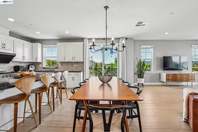 4201 Sunset View Dr, Dublin, CA 94568 - Photo 7