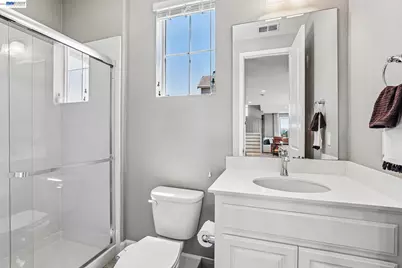 4201 Sunset View Dr, Dublin, CA 94568 - Photo 13
