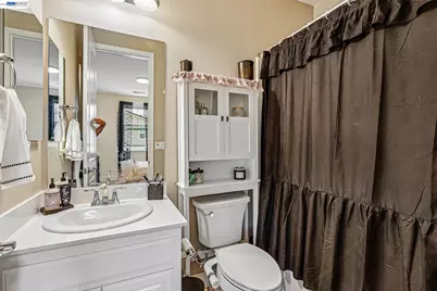 4201 Sunset View Dr, Dublin, CA 94568 - Photo 21