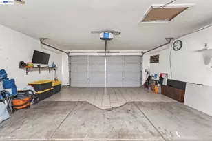 5912 Squire Wells Way, Riverbank, CA 95367 - Photo 29