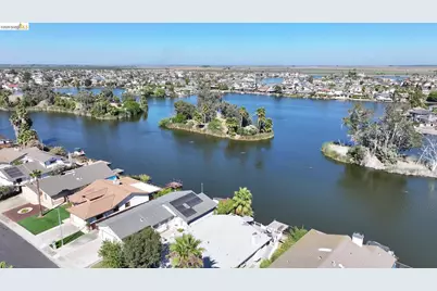 1264 Beach Ct, Discovery Bay, CA 94505 - Photo 3