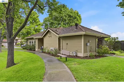 17515 Montoya Cir, Morgan Hill, CA 95037 - Photo 41