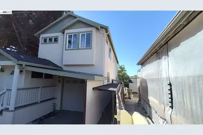 917 1st St, Rodeo, CA 94572 - Photo 25