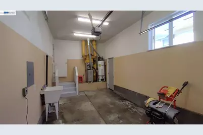 917 1st St, Rodeo, CA 94572 - Photo 21