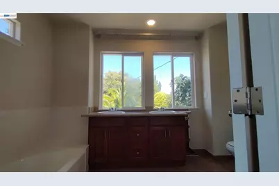 917 1st St, Rodeo, CA 94572 - Photo 13