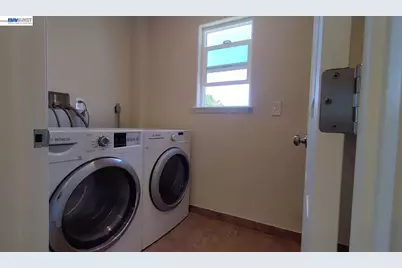 917 1st St, Rodeo, CA 94572 - Photo 29