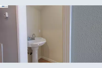 917 1st St, Rodeo, CA 94572 - Photo 11
