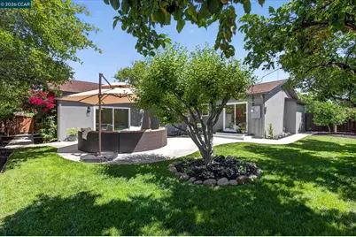 1566 Dianda Dr, Concord, CA 94521 - Photo 37