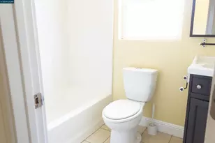 2260 90th Ave, Oakland, CA 94603 - Photo 13