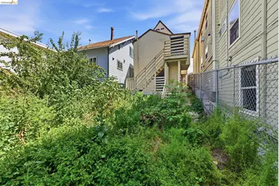 2217 24th St, Oakland, CA 94606 - Photo 37