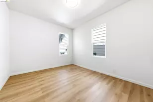 2217 24th St, Oakland, CA 94606 - Photo 9