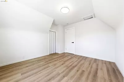 2217 24th St, Oakland, CA 94606 - Photo 27