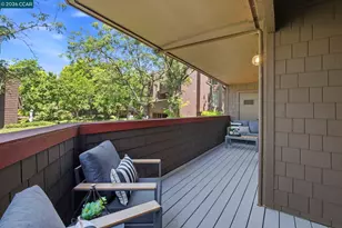 8 Royston Walk, Pleasant Hill, CA 94523 - Photo 27
