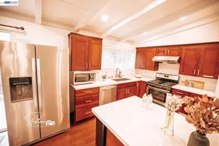 1029 Blazingwood Dr, Sunnyvale, CA 94089 - Photo 25