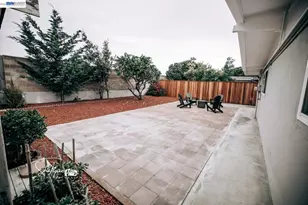 1029 Blazingwood Dr, Sunnyvale, CA 94089 - Photo 7