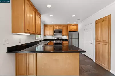 8271 Cavalier Lane, Dublin, CA 94568 - Photo 7