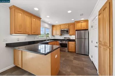 8271 Cavalier Lane, Dublin, CA 94568 - Photo 5