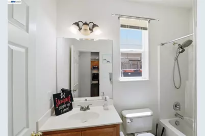 1205 Nellis Ct, Pittsburg, CA 94565 - Photo 17