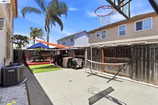 1205 Nellis Ct, Pittsburg, CA 94565 - Photo 37