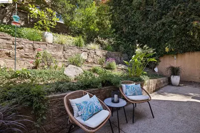 122 Vicente Rd, Berkeley, CA 94705 - Photo 21