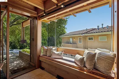 122 Vicente Rd, Berkeley, CA 94705 - Photo 25