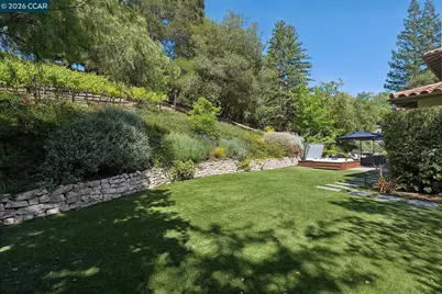31 Sandy Ct, Orinda, CA 94563 - Photo 41