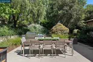 31 Sandy Ct, Orinda, CA 94563 - Photo 17