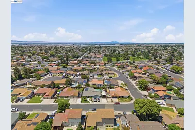 1254 Chelsea Pl, Manteca, CA 95336 - Photo 41