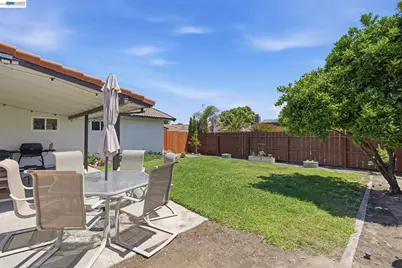 1254 Chelsea Pl, Manteca, CA 95336 - Photo 33