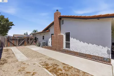 1254 Chelsea Pl, Manteca, CA 95336 - Photo 35