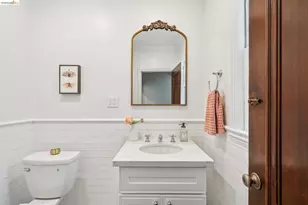 6080 Ocean View Dr, Oakland, CA 94618 - Photo 27