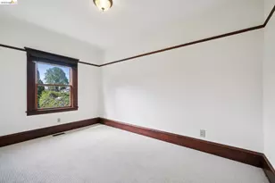 1165 64th St, Oakland, CA 94608 - Photo 15