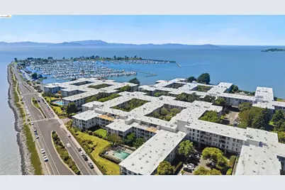 4 Admiral Dr #B430, Emeryville, CA 94608 - Photo 17