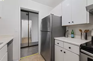 4 Admiral Dr, Emeryville, CA 94608 - Photo 7