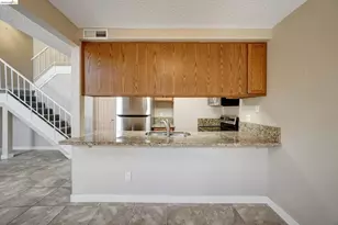 1351 Hood Rd, Sacramento, CA 95825 - Photo 9