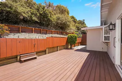 716 Courtland Avenue, Richmond, CA 94805 - Photo 43