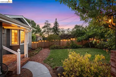 7008 Thornhill Dr, Oakland, CA 94611 - Photo 3