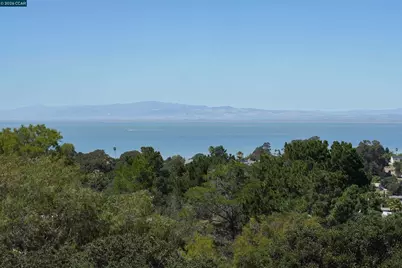 1418 Greenfield Cir, Pinole, CA 94564 - Photo 25